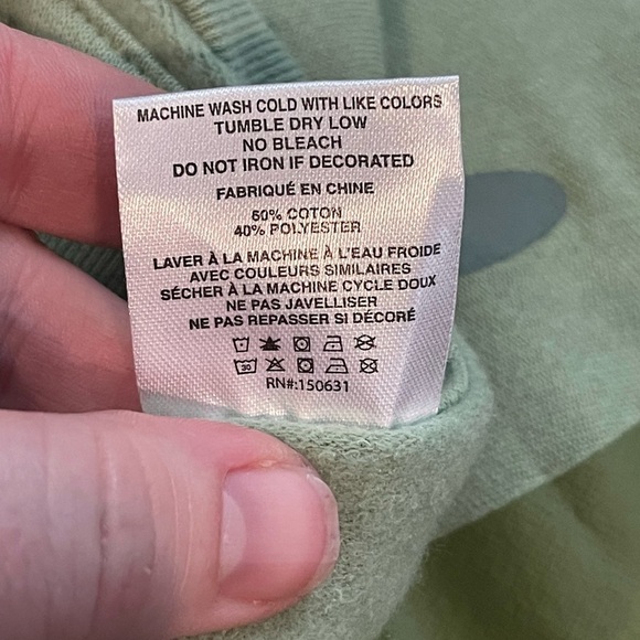 Desert Dreamer nwt crew neck green Be Kind to Nature sweatshirt - Picture 6 of 6